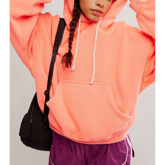🆕 FP MOVEMENT Final Call Hoodie / Neon Coral - Picture 2 of 7